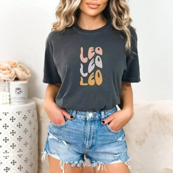 Retro Comfort Colors Zodiac Leo Shirt, Astrology Zodiac Leo Tee - Picture 1 of 4